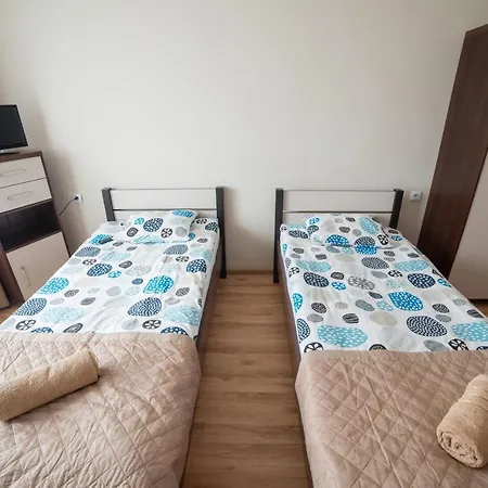 Strzelec Alojamento de Acomodação e Pequeno-almoço Wrocław