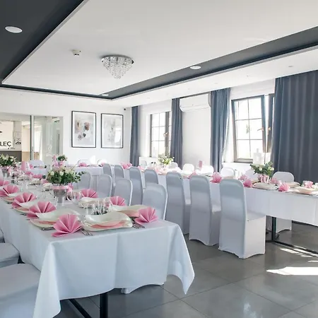 Frühstückspension Strzelec Breslau